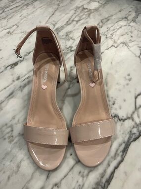 Steve Madden Nude Patent Ankle-Strap Heels New